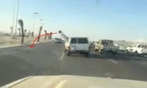 Màn biểu diễn ô tô gay cấn và đen đủi