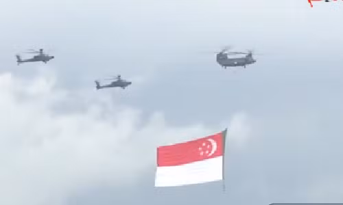 Biệt đội trực thăng Singapore “làm xiếc” tại SEA Games 28