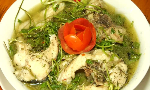 Cách làm cá trôi om rau má, món ăn chống mẩn ngứa ngày hè
