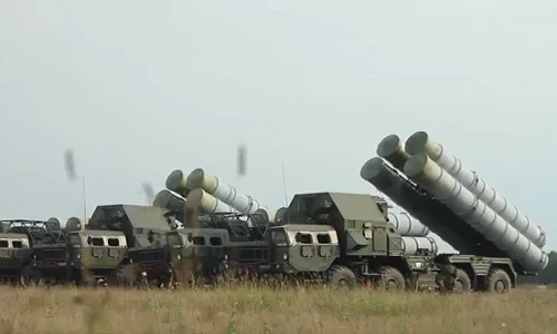 “Rồng lửa” S-300 phô diễn sức mạnh cùng “chó săn chồn” MiG-31