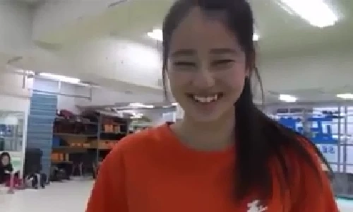 Cô gái tập võ có nụ cười tỏa nắng hút hồn người