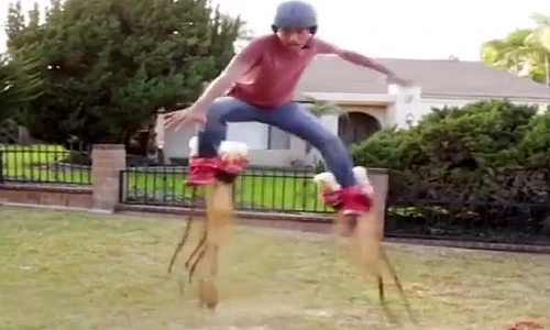 Bay như phi hành gia nhờ 6 chai Coca-Cola