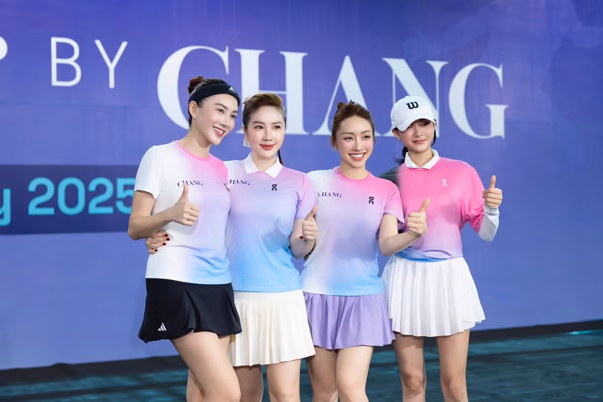 Bảo Thy check-in cùng dàn mỹ nhân showbiz tham gia giải pickleball.