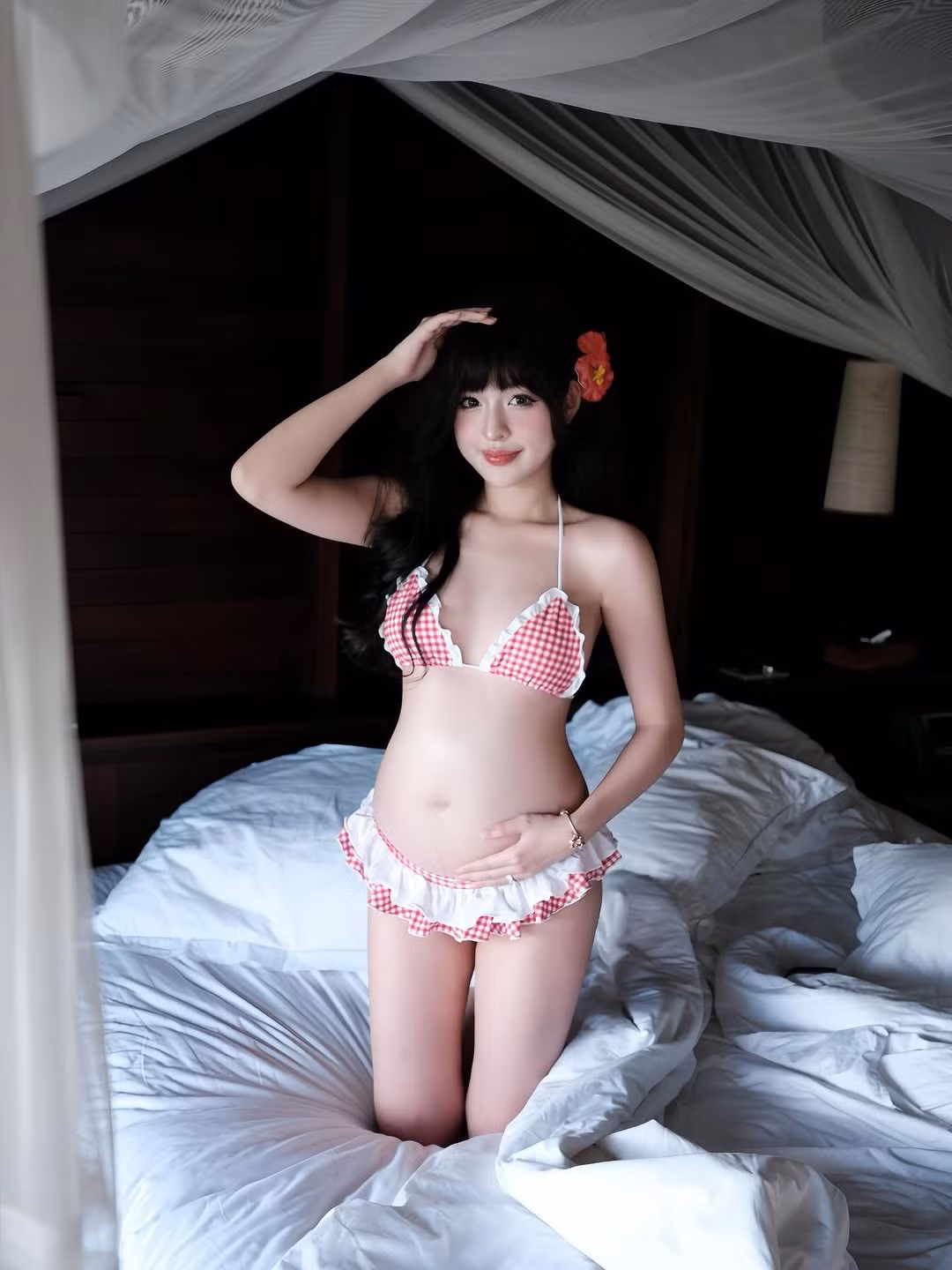 Trần Thanh Tâm từng là một hiện tượng mạng gây nhiều tranh cãi, nhưng qua thời gian, cô đã dần thay đổi và trưởng thành hơn trong cả phong cách lẫn cuộc sống cá nhân.