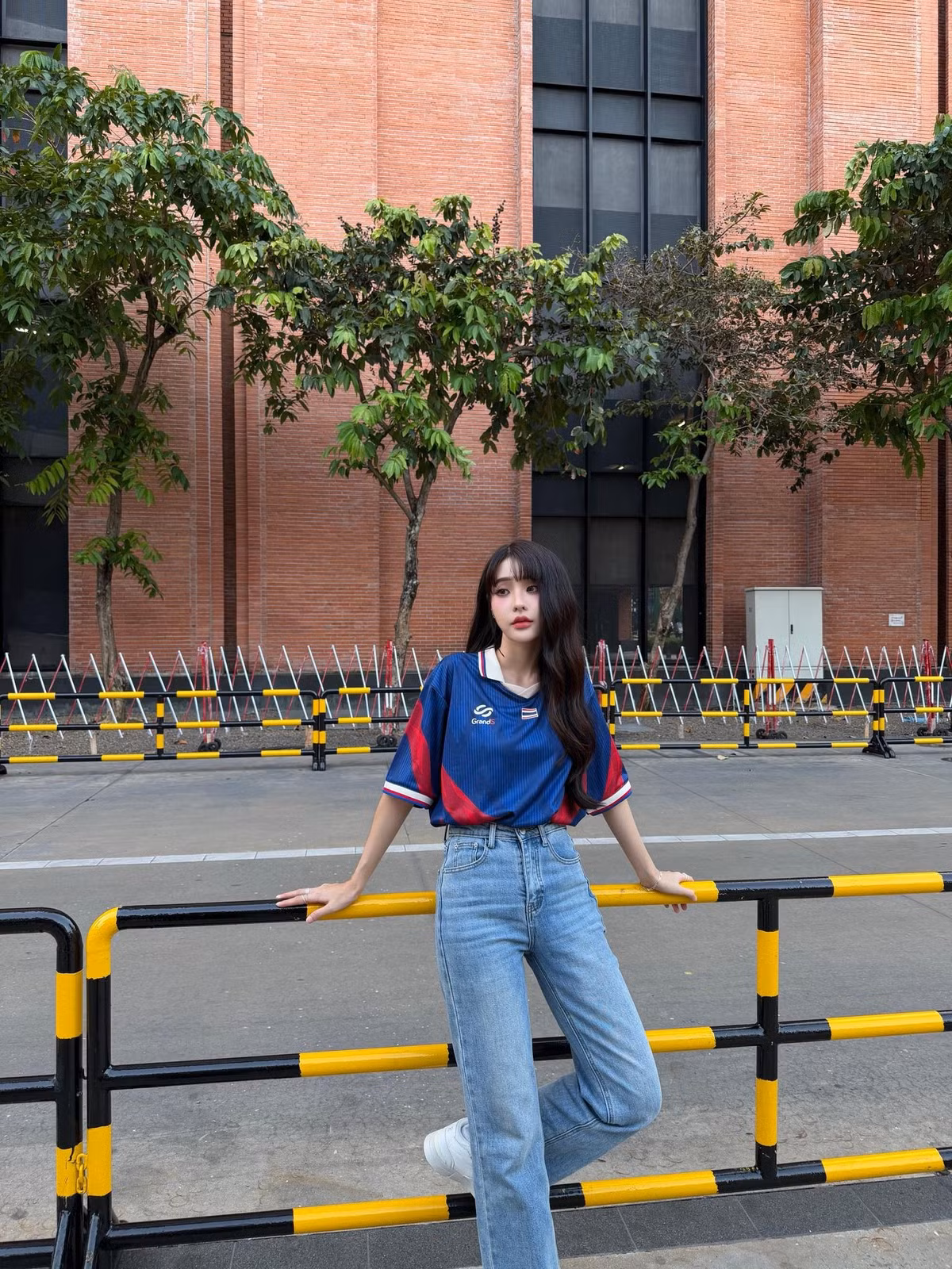 Hiện tại, Fanpage cá nhân của Kanomroo đã sở hữu hơn 1 triệu người theo dõi, minh chứng cho sức hút không chỉ tại Thái Lan mà còn lan tỏa mạnh mẽ sang các nước lân cận, trong đó có Việt Nam. (Ảnh: IGNV)