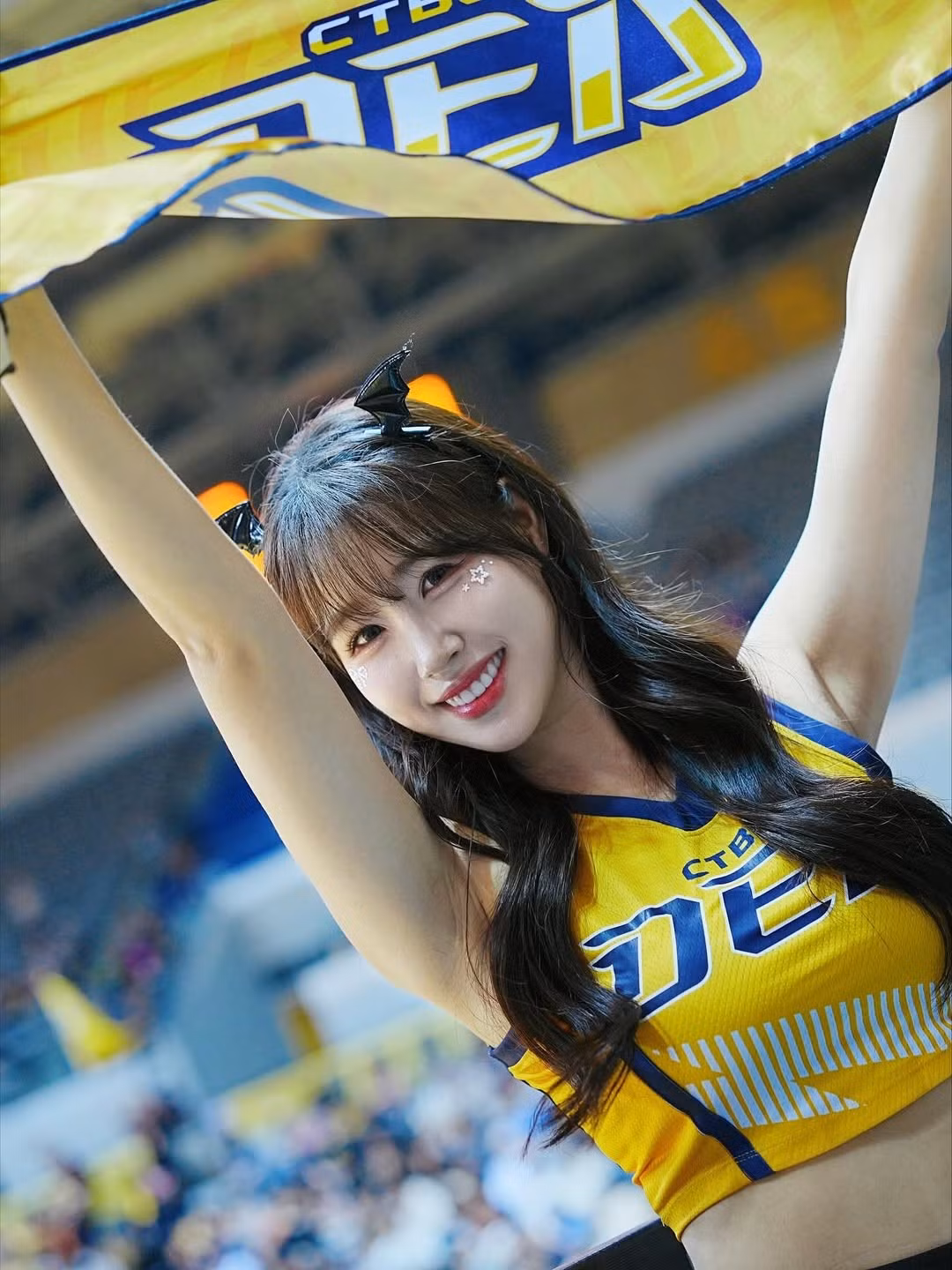Kim Do-ah không chỉ là một cái tên quen thuộc tại Hàn Quốc mà còn sở hữu lượng người hâm mộ đông đảo tại Đài Loan. Cô thuộc nhóm các cheerleader Hàn Quốc "đắt show" khi thường xuyên di chuyển giữa hai thị trường này để tham gia các sự kiện thể thao và giải trí. (Ảnh: IGNV)