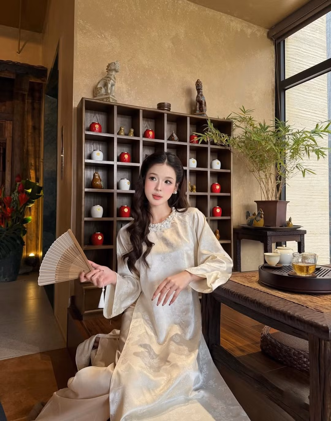 Nếu là một tín đồ của mạng xã hội, chắc hẳn cái tên Wyn Anh (tên thật là Đỗ Quỳnh Anh) đã không còn quá xa lạ. Sinh năm 2005, cô nàng hiện là một trong những TikToker và KOL nổi bật nhất thuộc thế hệ Gen Z. (Ảnh: IGNV)
