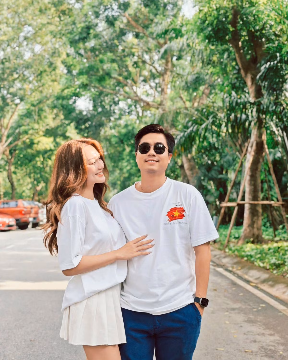 Ngọc Nữ được biết đến là người khá kín tiếng trong chuyện tình cảm. Cô lần đầu công khai hình ảnh về bạn trai vào ngày 2/9. Trước đó, cô từng có những chia sẻ ẩn ý về việc đã có "bến đỗ". (Ảnh: FBNV)
