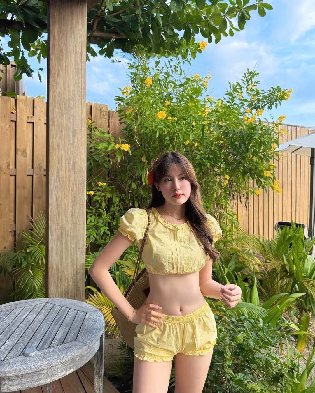 Dù không hoạt động trong giới nghệ thuật, Tăng Mỹ Hàn vẫn sở hữu lượng người theo dõi "khủng" trên các nền tảng như TikTok và Instagram nhờ nhan sắc xinh đẹp cùng gu ăn mặc ấn tượng.