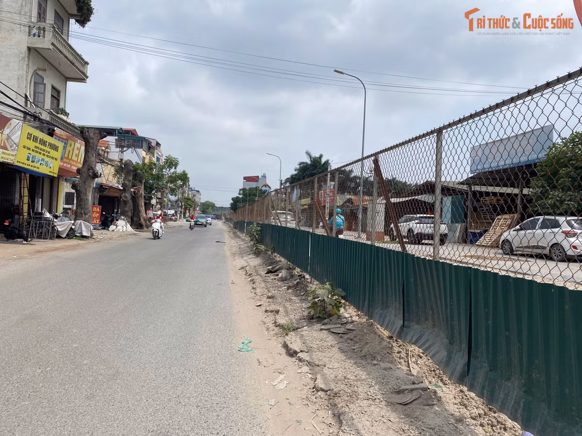 Theo kế hoạch ban đầu, công trình dự kiến sẽ hoàn thành và đưa vào sử dụng trong năm 2020. Tuy nhiên, thực tế sau gần 10 năm, dự án vẫn chưa thể hoàn thiện, để lại một hiện trường thi công ngổn ngang và nhếch nhác.