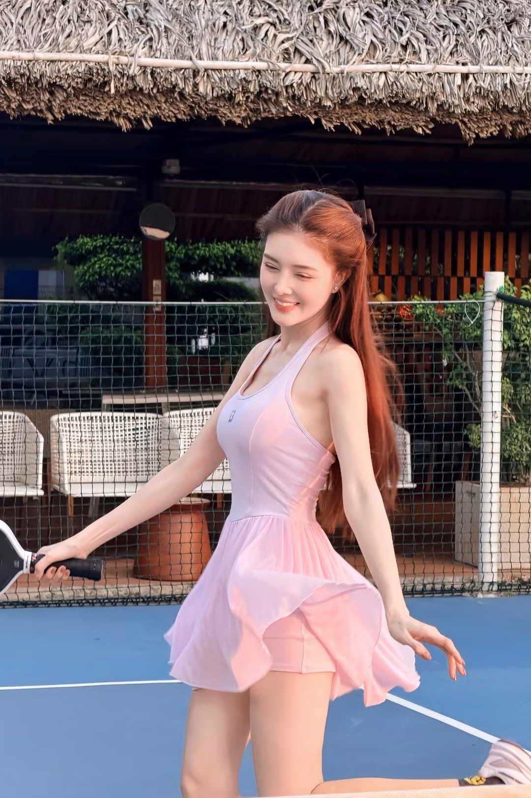 Không còn hình ảnh "kẹo ngọt" như thuở mới vào nghề, Lilly Luta hiện tại mang phong cách trưởng thành, mặn mà nhưng không kém phần năng động. (Ảnh: IGNV)