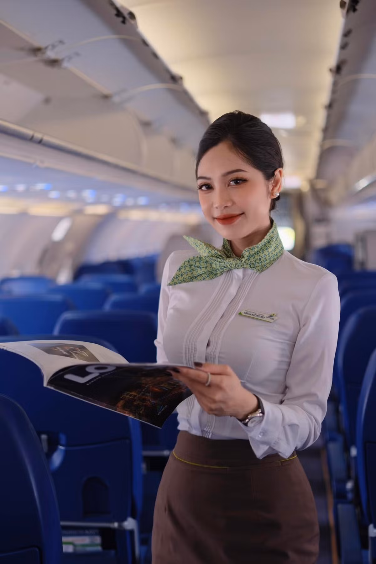 Là một tiếp viên nhưng Nguyên Thảo từng tốt nghiệp từ ngôi trường đại học tưởng chừng như không liên quan, đó là trường Đại học Sư phạm Đà Nẵng. (Ảnh: FBNV)