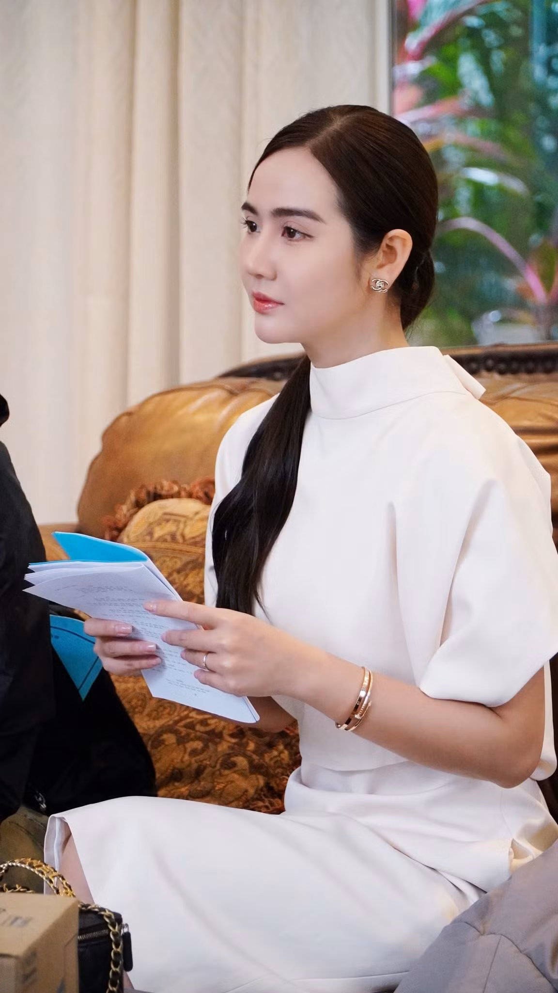 Gặt hái thành công vang dội với các vai chính trong Thương ngày nắng về, Chúng ta của 8 năm sau. Hiện tại, cô không chỉ là gương mặt đắt show quảng cáo mà còn là một nữ doanh nhân thành đạt.