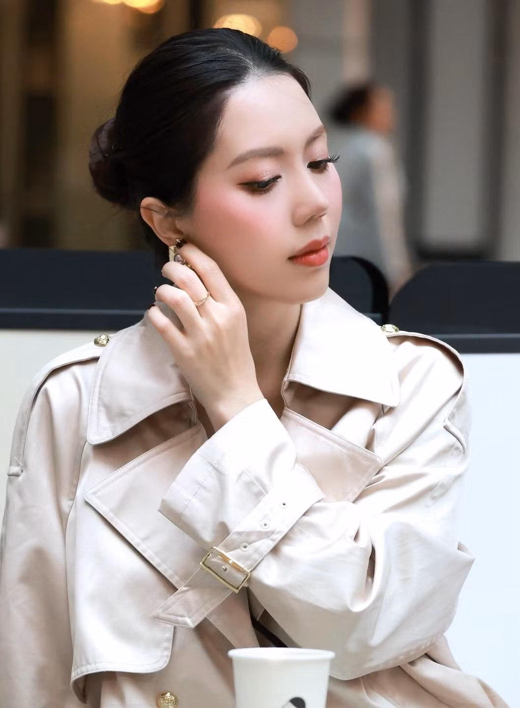 Thuật ngữ "trạm tỷ" ban đầu dùng để chỉ những fan hâm mộ kỳ cựu của giới idol, thường sử dụng thiết bị chuyên nghiệp để chụp và ghi lại những khoảnh khắc đẹp nhất của thần tượng. (Ảnh: FBNV)