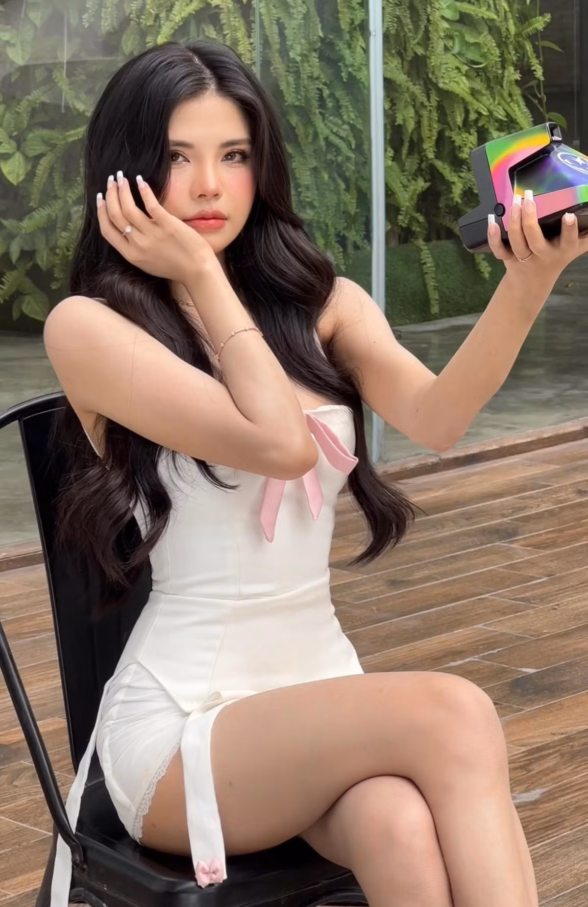 Bên cạnh là một MC, Mai Dora cũng thu hút lượng lớn người hâm mộ với những bộ ảnh cosplay thành các nhân vật game đầy ấn tượng, thần thái. (Ảnh: FBNV)