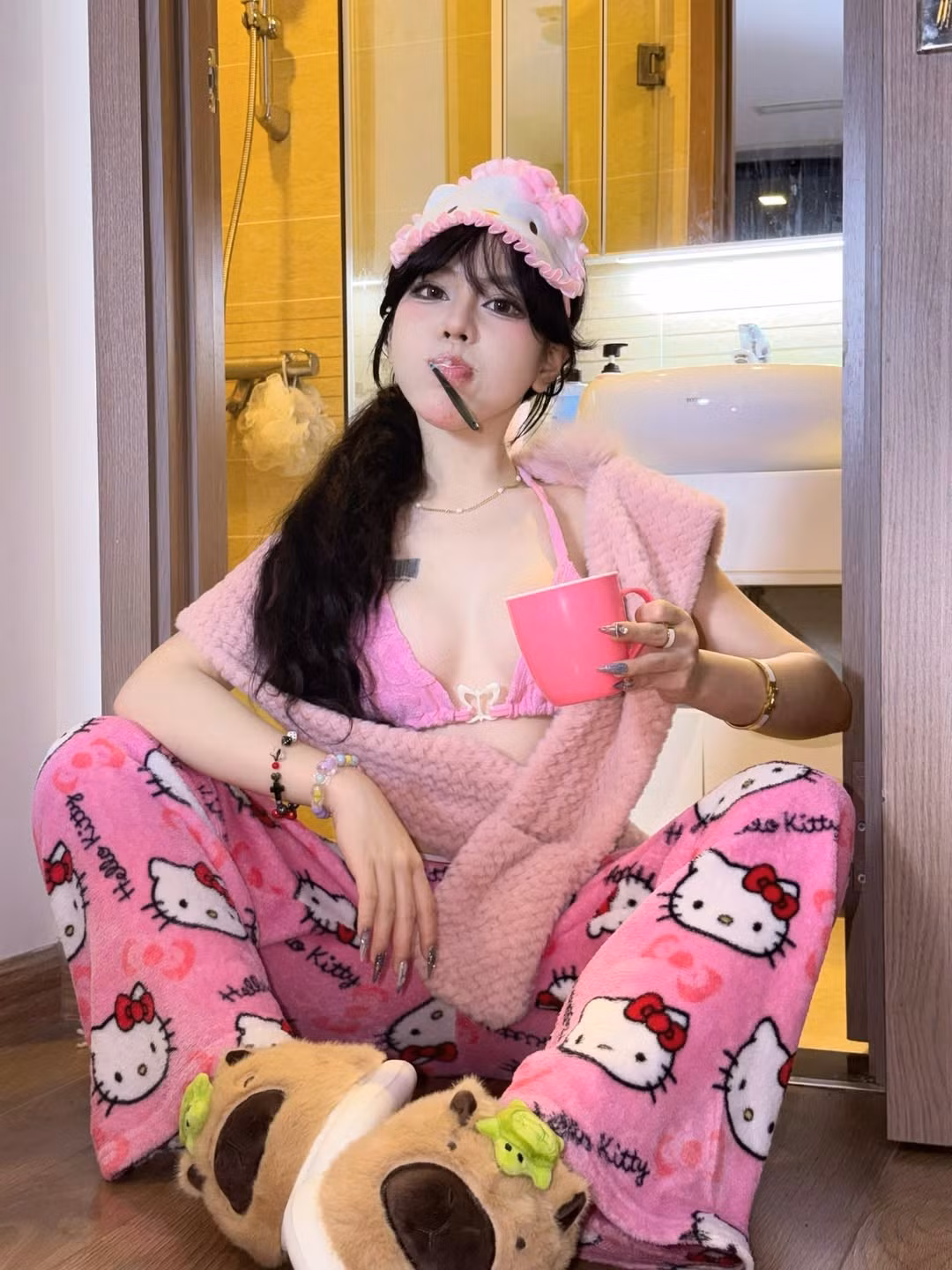 Hiện tại, cô là một trong những TikToker nổi bật nhất, thành công xây dựng hình tượng gợi cảm, cá tính và không ngại thể hiện bản thân. (Ảnh: IGNV)
