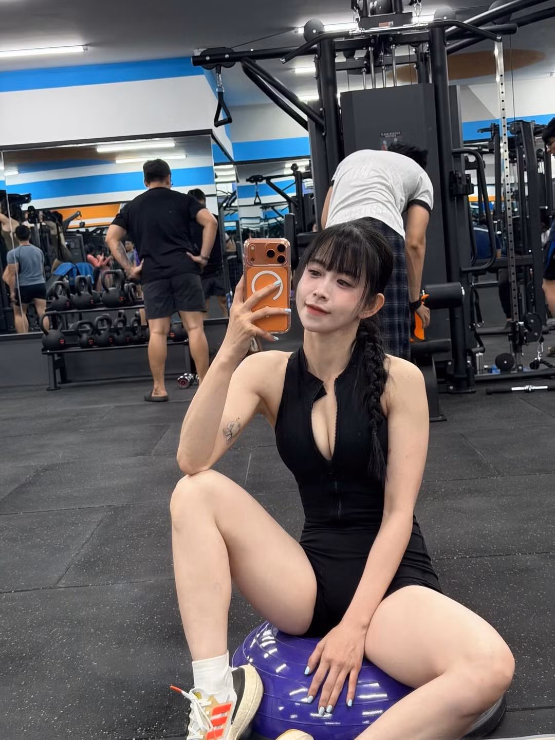 Những bài đăng của cô về quá trình "độ body", chế độ dinh dưỡng và thói quen tích cực luôn nhận được sự hưởng ứng lớn từ các bạn trẻ. (Ảnh: IGNV)