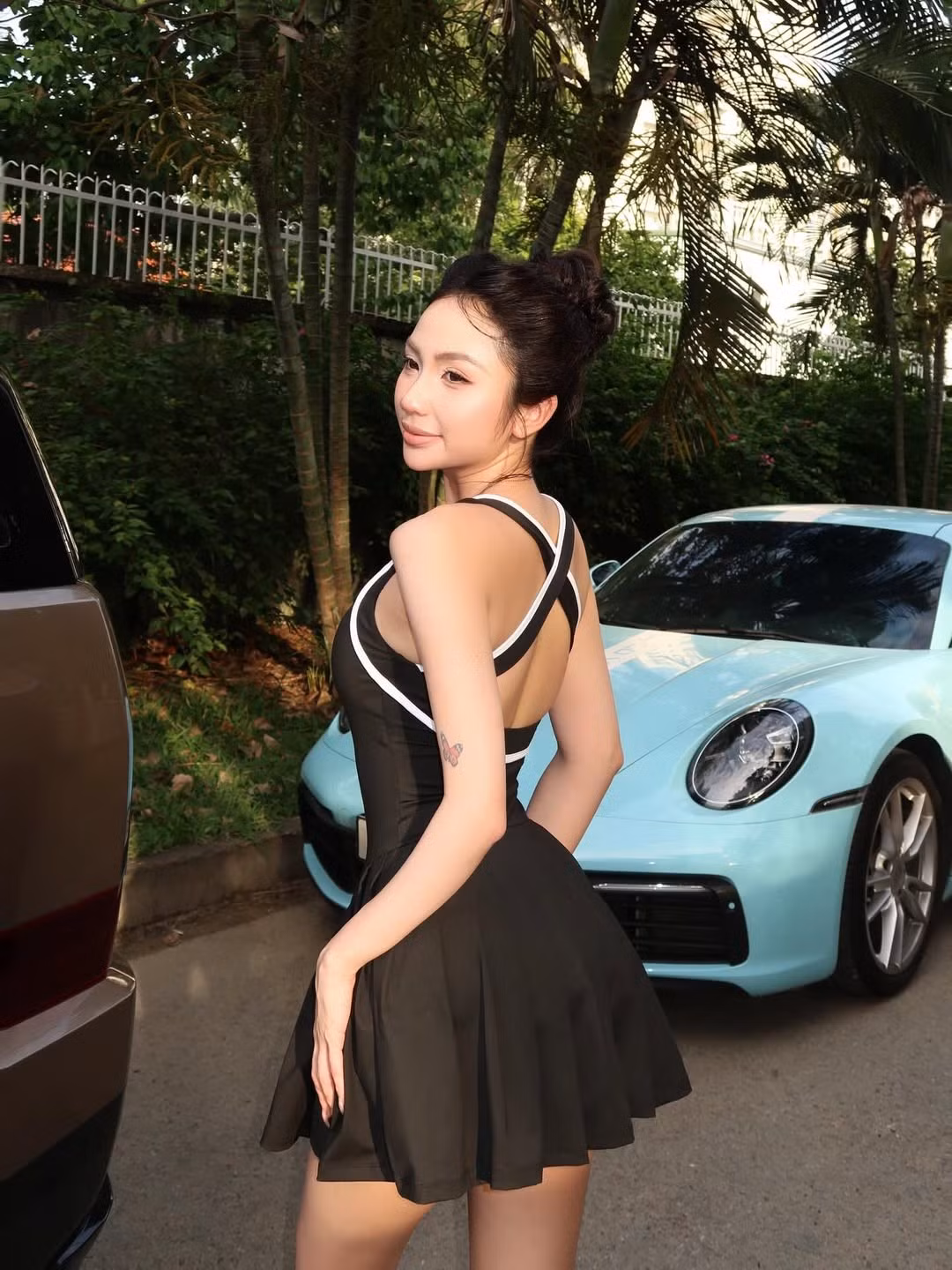 Cùng với Xuân Ca, Quỳnh Như (tên đầy đủ Nguyễn Phong Nhã Quỳnh Như) là cái tên đình đám trên mạng xã hội, cùng có những màn nhảy bắt trend cực mượt và cùng theo đuổi phong cách gợi cảm. (Ảnh: IGNV)