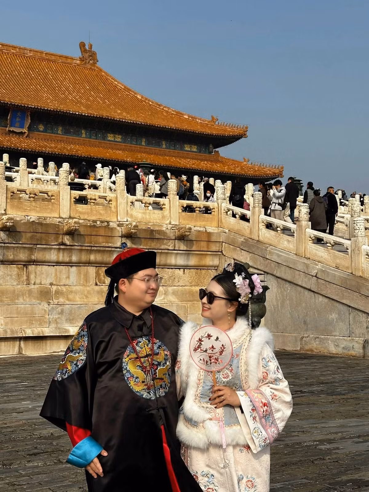 Chàng trai Việt vốn thích cổ phục từ lâu dù chưa có nhiều dịp để mặc do thể trạng cơ thể.
