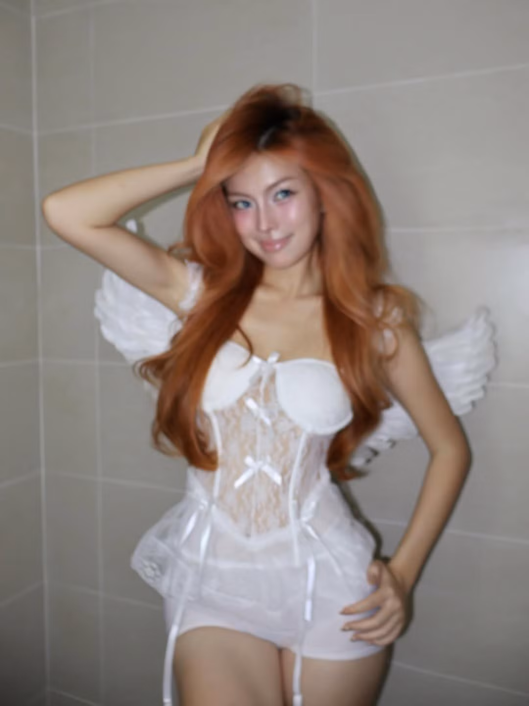 Thụy Hân nổi tiếng là một trong những nàng WAGs xinh đẹp và có gu thời trang cá tính trong giới bóng đá Việt Nam. (Ảnh: IGNV)