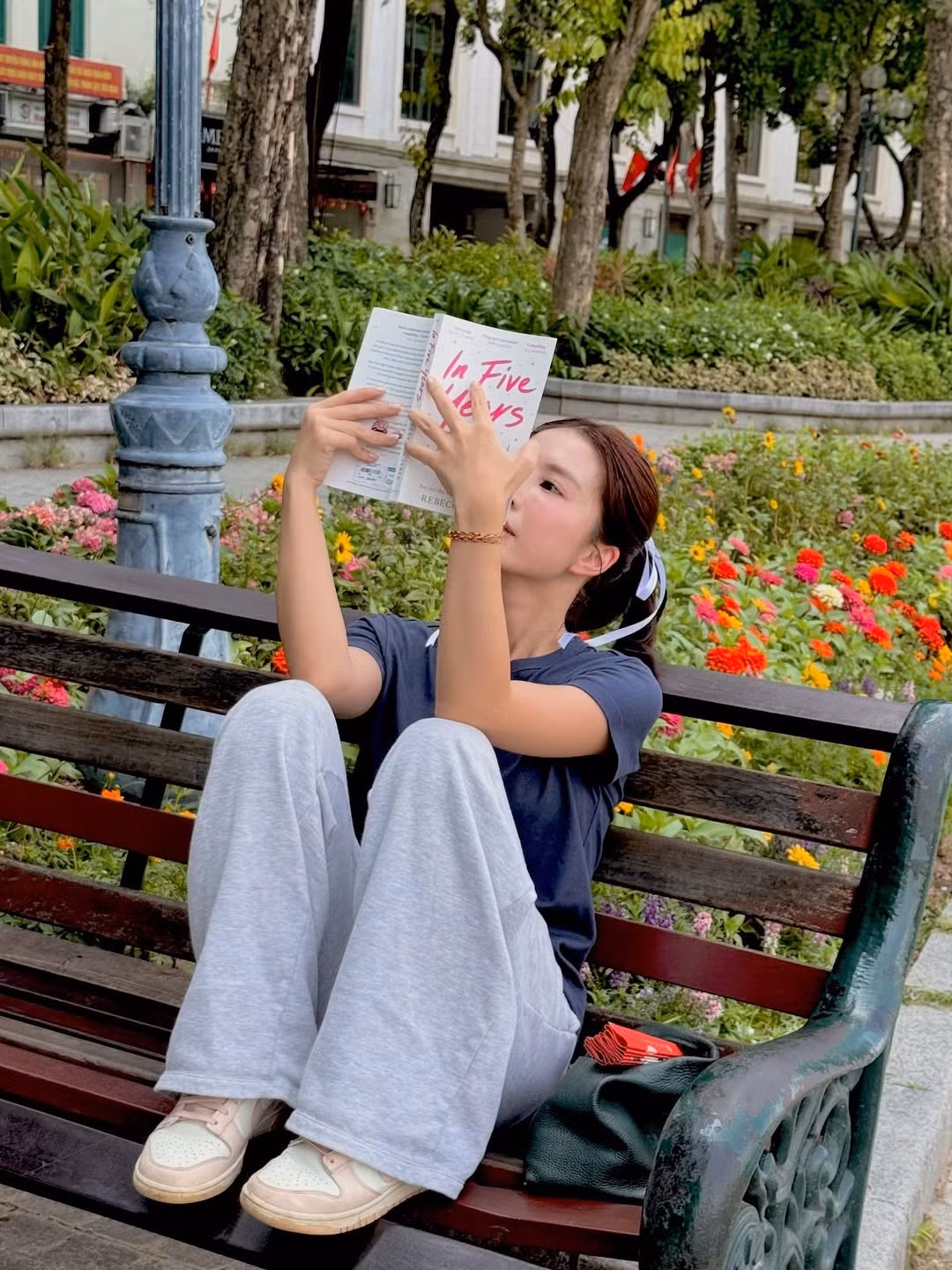 Thời gian gần đây, Hồ Gươm không chỉ là điểm đến du lịch mà còn trở thành một trong những địa điểm "sống ảo" hot nhất Hà Nội. (Ảnh: FBNV)