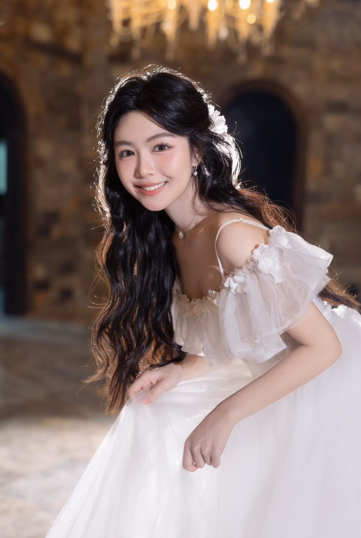 Cô nàng theo đuổi phong cách nhẹ nhàng, nữ tính.