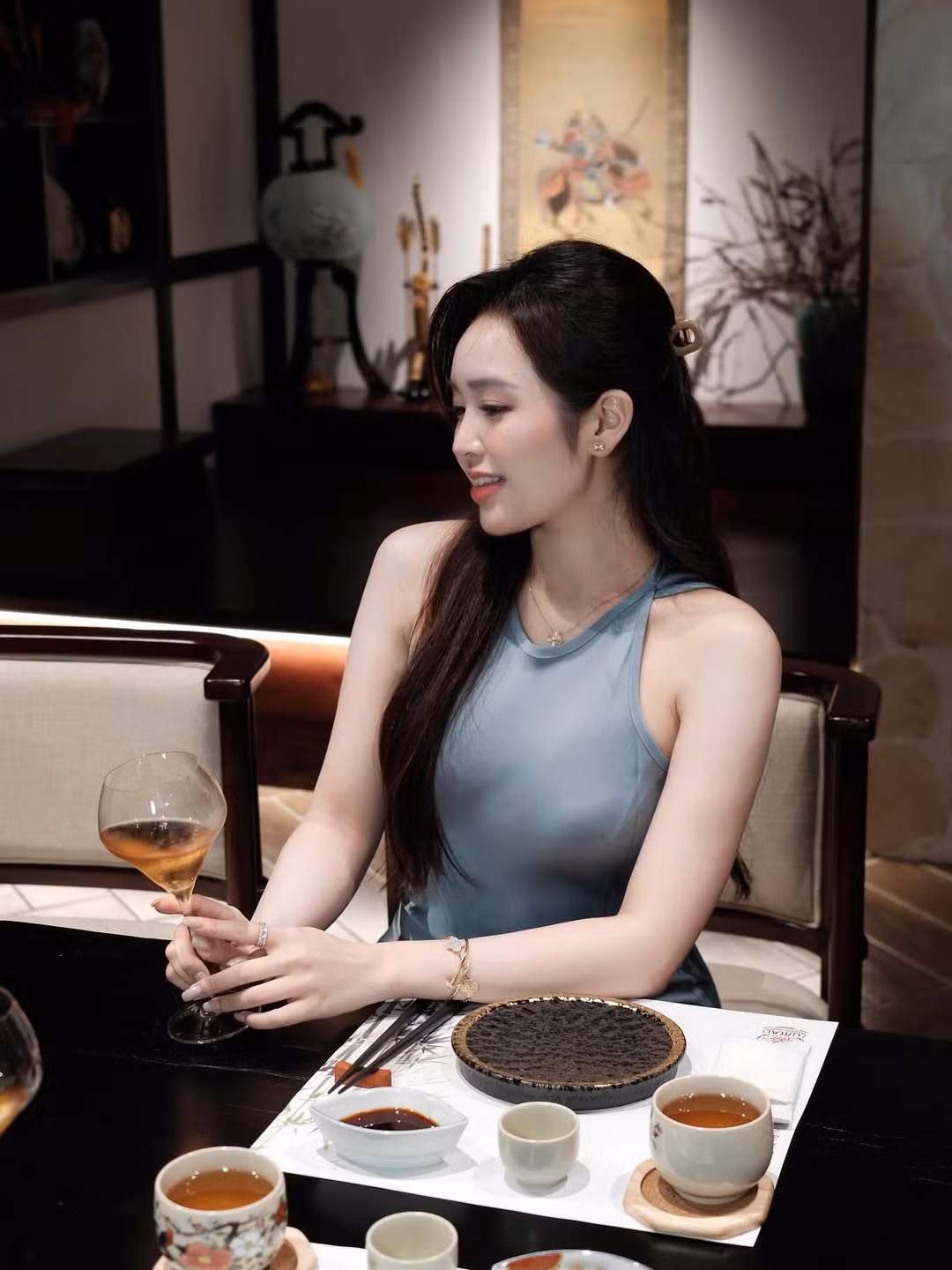 Phong cách của Lê Phương Anh luôn được cộng đồng mạng chú ý vì sự biến hóa linh hoạt nhưng vẫn giữ nét quyến rũ đặc trưng. (Ảnh: IGNV)