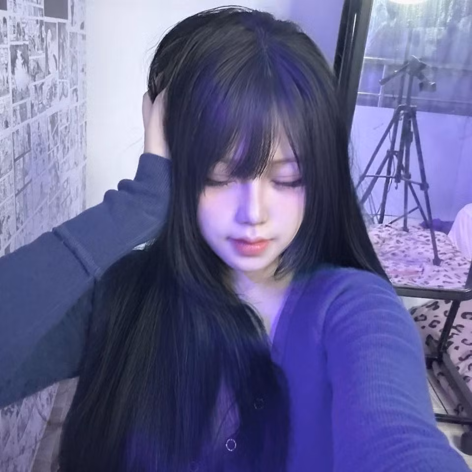 Pi Tiên, tên thật là Trần Thị Mỹ Tiên, là một hot girl, streamer và cosplayer nổi tiếng trên các nền tảng mạng xã hội. Cô nàng gây ấn tượng với vẻ ngoài xinh đẹp và đặc biệt là thân hình nóng bỏng. (Ảnh: FBNV)