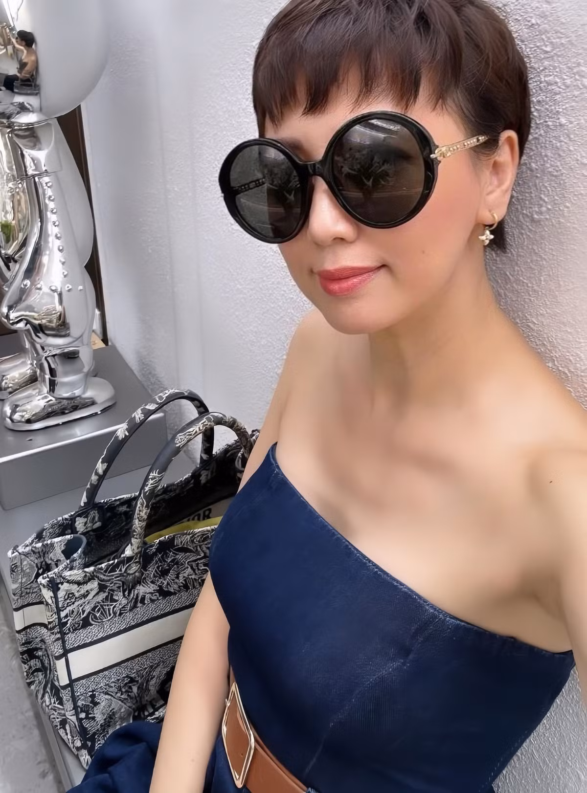 Doãn Hải My được khen ngợi là người đẹp dịu dàng, thanh lịch và rất đằm thắm, những nét đẹp được cho là thừa hưởng trọn vẹn từ người mẹ duyên dáng.