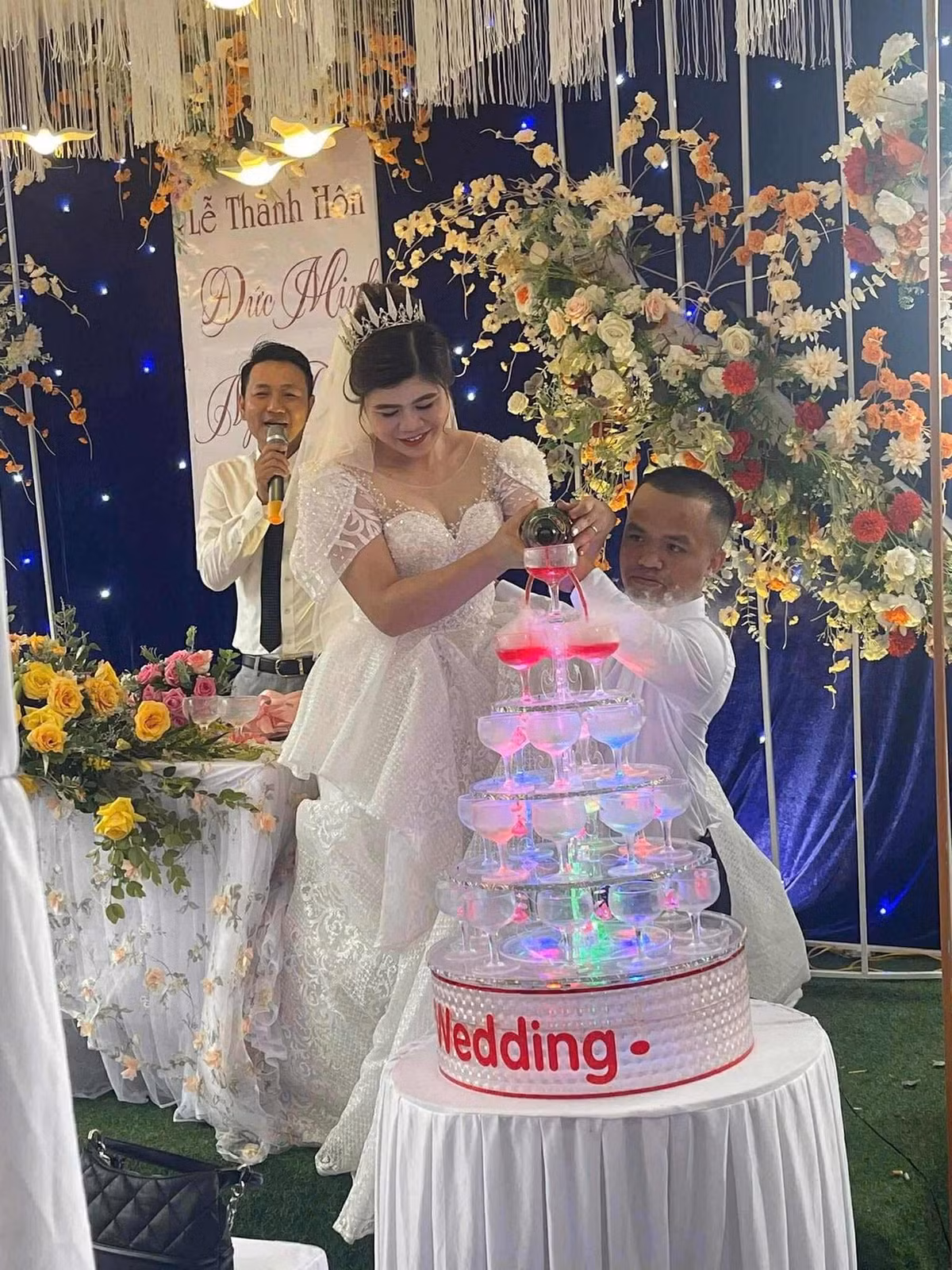 Qua câu chuyện của mình, Minh và Dung muốn nhắn nhủ đến tất cả mọi người rằng, chúng ta hãy tin vào tình yêu để vượt qua thử thách và khó khăn.