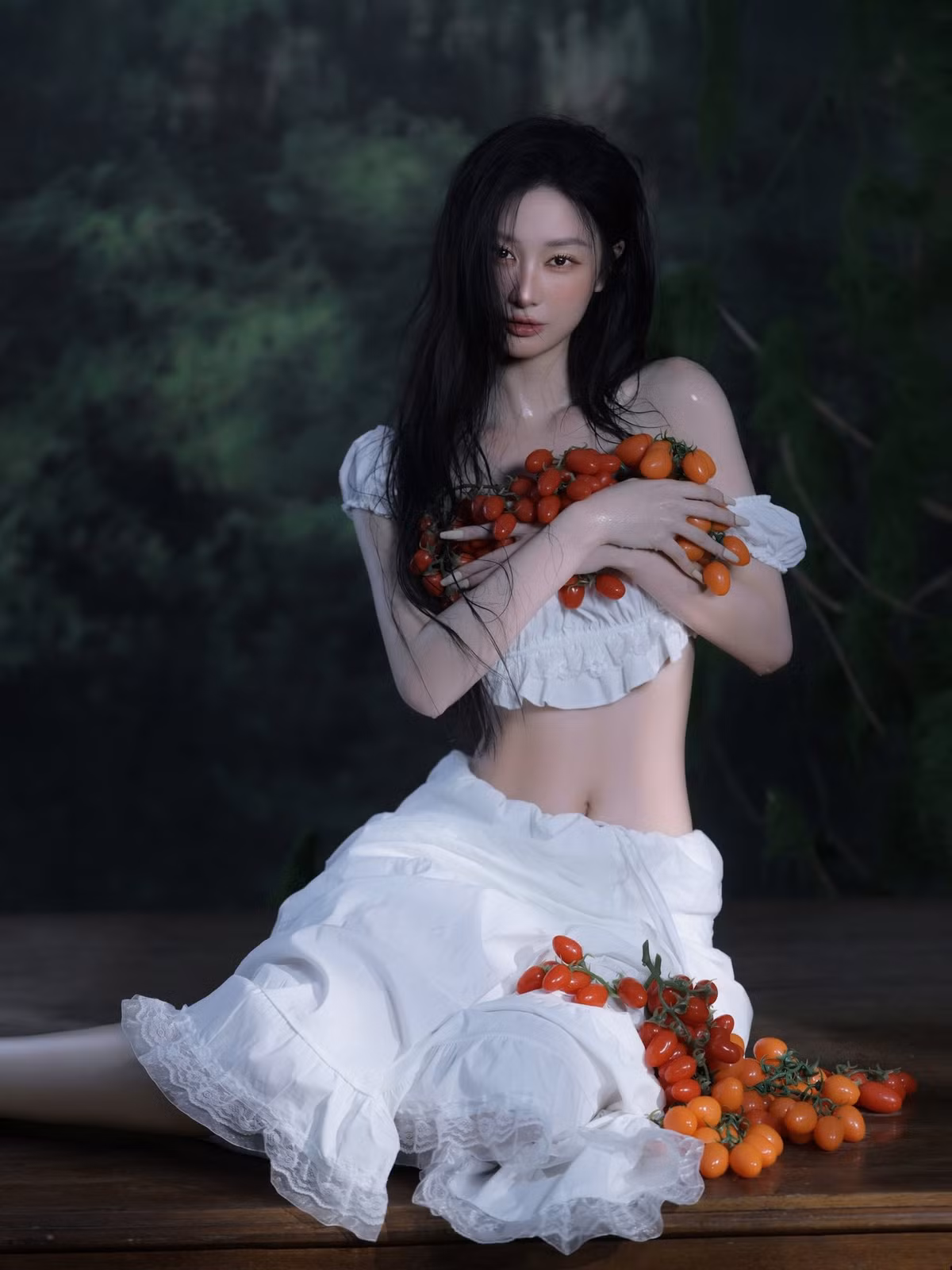 Từ những bộ cánh cá tính, năng động cho đến những thiết kế dạ hội lộng lẫy, cô luôn biết cách làm mới hình ảnh của mình. (Ảnh: IGNV)