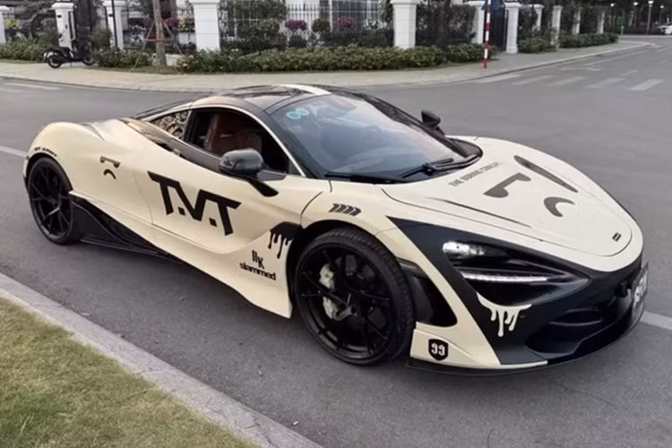 Sau gần 1 năm mua về trải nghiệm, doanh nhân Thái Nguyên đã nhờ người quen rao bán giúp chiếc siêu xe độ McLaren 720S TopCar Design, xe được cho là đã chạy hơn 17.000 km, hiện đang vẫn ở với chủ nhân, và ai đó muốn sở hữu phải bỏ ra số tiền trên 12 tỷ đồng.