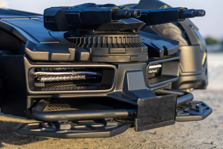 Dù không dành cho số đông, mẫu xe độ CL55 AMG phong cách Batman đang tạo nên một hướng đi mới cho thế giới độ xe, nơi các bản độ không chỉ đơn thuần cải tiến mà là sự tái sinh toàn diện của một mẫu xe cũ.