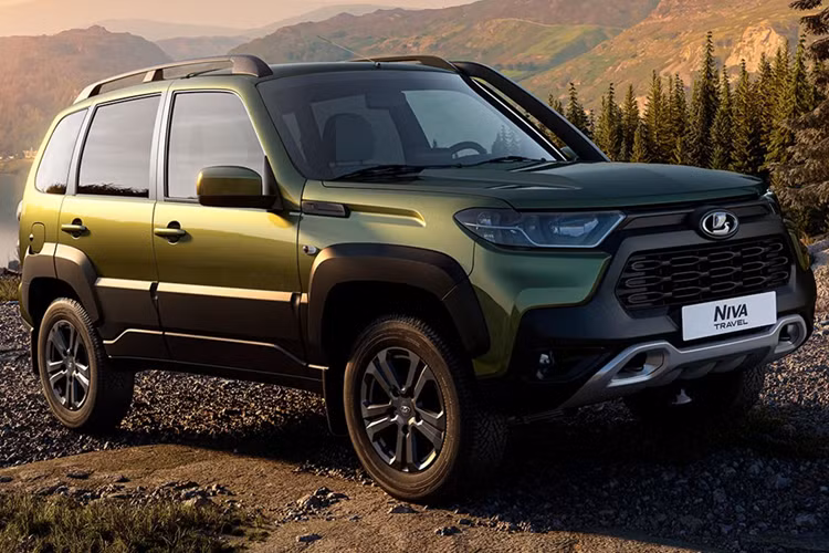 Nếu Việt Nam thực hiện đúng lộ trình áp dụng các tiêu chuẩn khí thải mới trong thời gian tới, các mẫu xe Lada, vốn chưa thực sự nổi trội ở khoản tiết kiệm nhiên liệu có thể sẽ gặp khó trong việc cạnh tranh với những đối thủ đã quen thuộc và được tối ưu hóa cho điều kiện sử dụng trong nước.