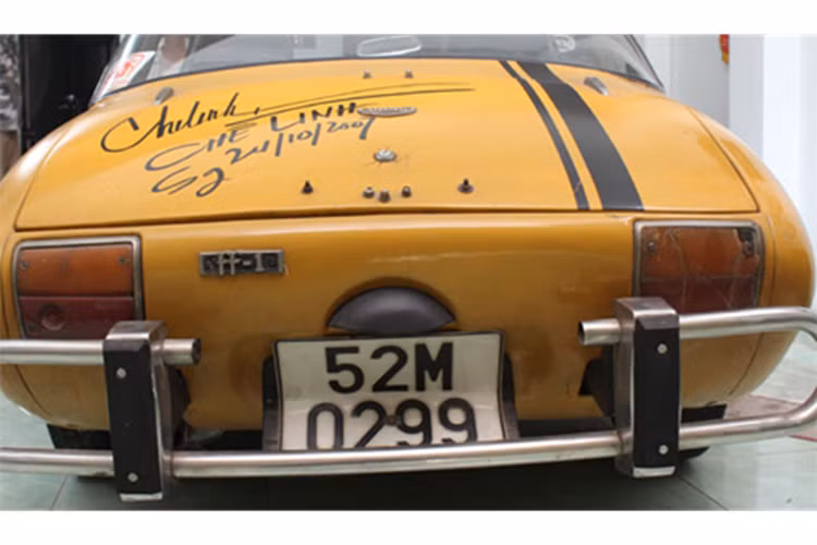 Một động cơ boxer 2 xi-lanh đối xứng theo chiều ngang 790 cc làm mát bằng không khí cung cấp năng lượng cho xe Toyota Sports 800 đã được ra đời.