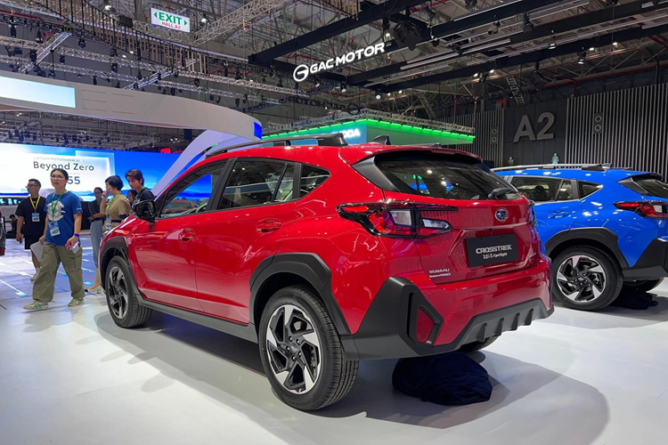 Điểm nổi bật chính là trang bị động cơ Boxer 2.0L trên phiên bản thuần xăng, cho công suất tối đa 154 mã lực và mô-men xoắn cực đại 196 Nm. Trong khi phiên bản hybrid trang bị động cơ e-Boxer kết hợp động cơ xăng 2.0L (147 mã lực &amp; 196 Nm) và mô-tơ điện (16,4 mã lực &amp; 66 Nm). Cả 2 đều trang bị hệ dẫn động 4 bánh đối xứng S-AWD và hộp số vô cấp CVT.