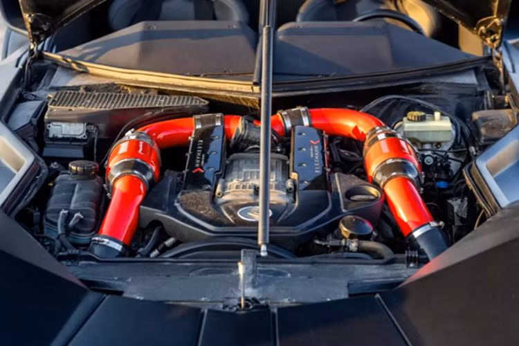 SBX Cars - đơn vị hiện đang phân phối mẫu xe đặc biệt này cho biết, chiếc xe chỉ đủ điều kiện lưu thông hợp pháp tại Các Tiểu vương quốc Ả Rập Thống nhất (UAE). Nếu đưa về các thị trường khác như Trung Quốc hay Việt Nam, quá trình đăng kiểm và hợp pháp hóa có thể gặp nhiều trở ngại do cấu trúc xe đã bị thay đổi đáng kể so với nguyên bản.