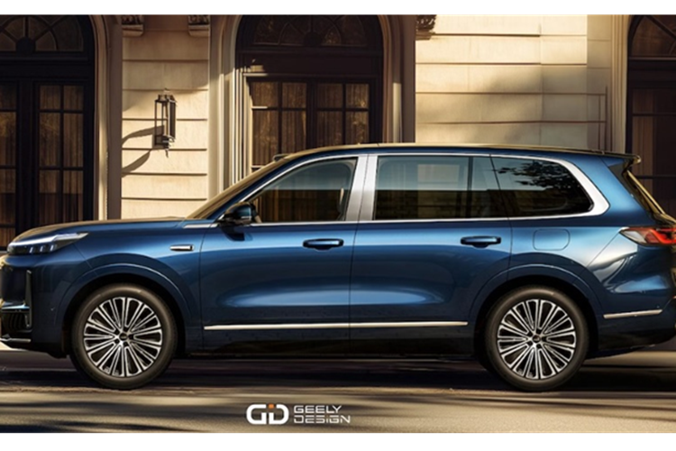 Xe không có lưới tản nhiệt truyền thống mà thay vào đó là mặt trước kín hoàn toàn, cùng cản trước tạo hình chữ T sắc sảo. Ở hai bên thân xe, Galaxy M9 được giữ lại tay nắm cửa dạng kéo truyền thống thay vì loại ẩn vào thân xe như xu hướng hiện nay.