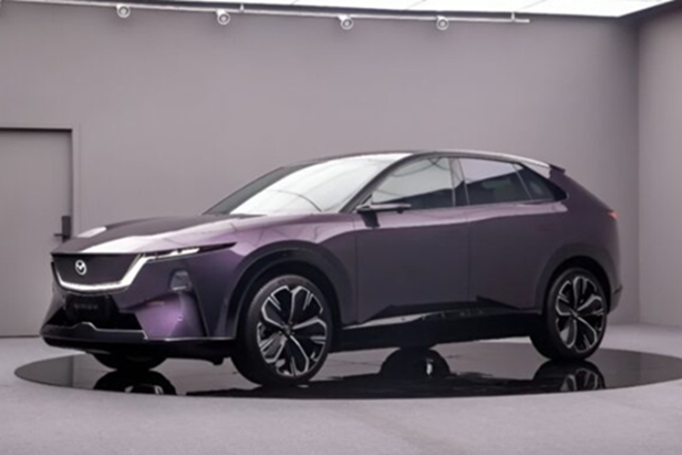 Thông tin chi tiết về phiên bản thuần điện hoàn toàn chưa được công bố, nhưng các số liệu ban đầu cho thấy xe sẽ có tầm hoạt động cạnh tranh. Về kích thước, EZ-60 dài 4.850 mm, rộng 1.935 mm, cao 1.620 mm, với trục cơ sở 2.902 mm.