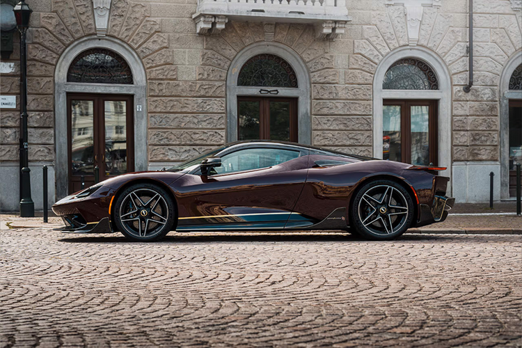 Trước đó, Automobili Pininfarina đã giới thiệu Battista Novantacinque tại Bảo tàng Quốc gia Ô tô ở Turin vào tháng 5. Novantacinque đánh dấu mẫu xe Battista tùy chỉnh cuối cùng và quá trình sản xuất sẽ kế thúc vào cuối năm 2025.