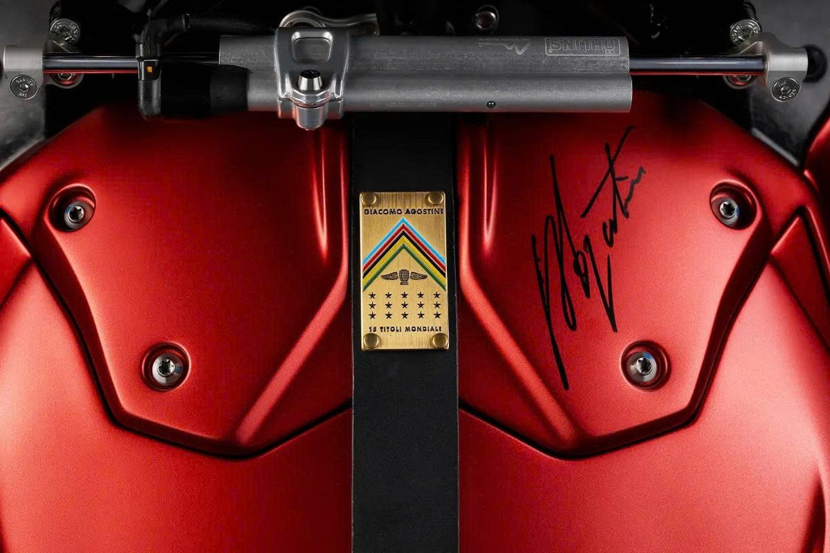 View - MV Agusta Superveloce 1000 Ago - siêu môtô gần 2 tỷ đồng | Báo Tri thức và Cuộc sống - TIN TỨC PHỔ BIẾN KIẾN THỨC 24H