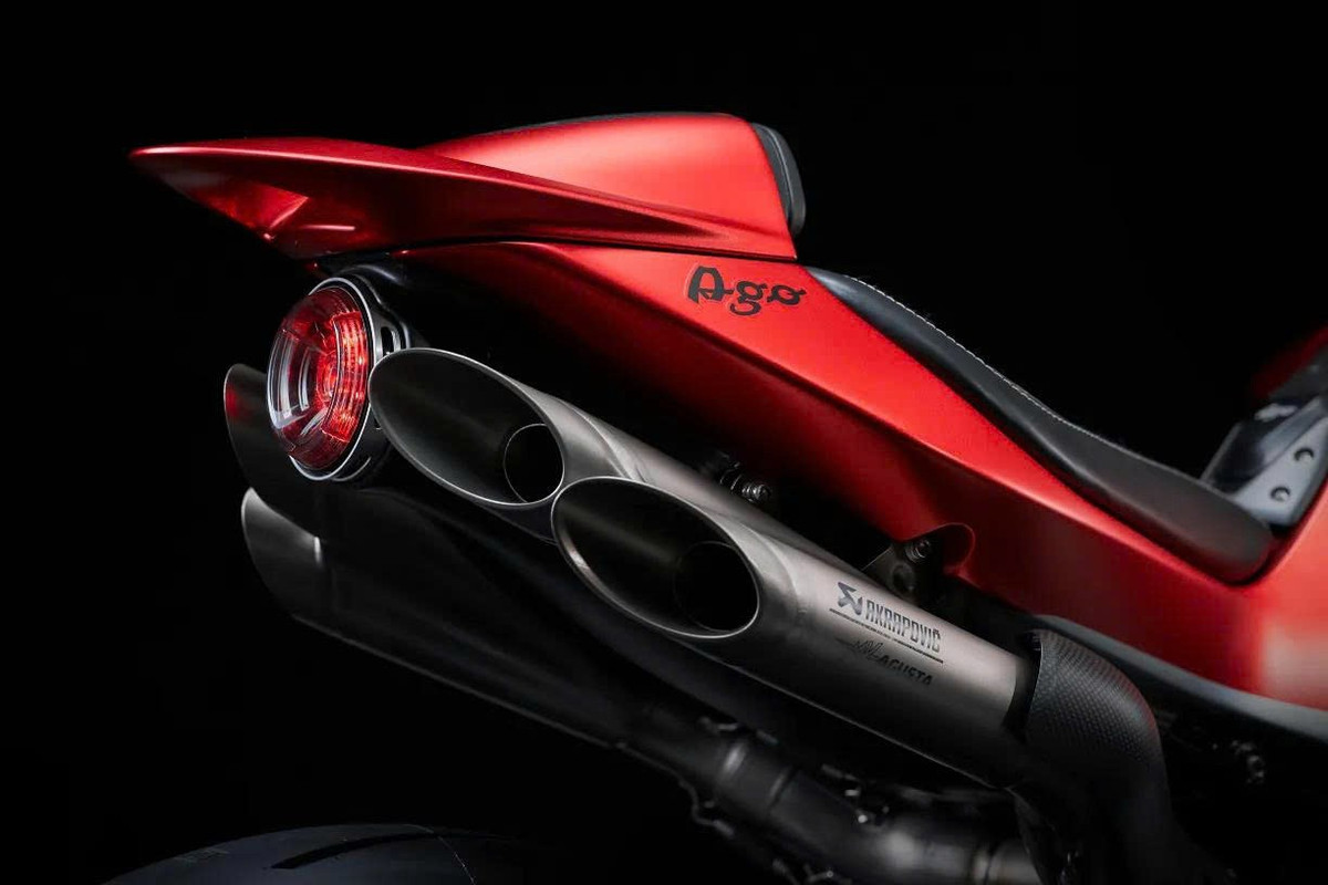 View - MV Agusta Superveloce 1000 Ago - siêu môtô gần 2 tỷ đồng | Báo Tri thức và Cuộc sống - TIN TỨC PHỔ BIẾN KIẾN THỨC 24H