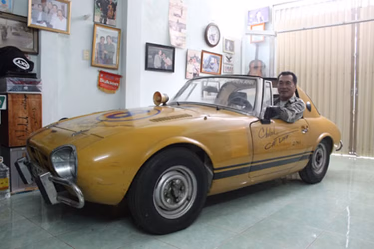 Xe thể thao Toyota Sports 800 có các số đo bao gồm chiều dài 3.580 mm, chiều rộng 1.465 mm và chiều cao là 1.175 mm. Chiều dài cơ sở 2.000 mm và trọng lượng của xe vào khoảng 580 kg.