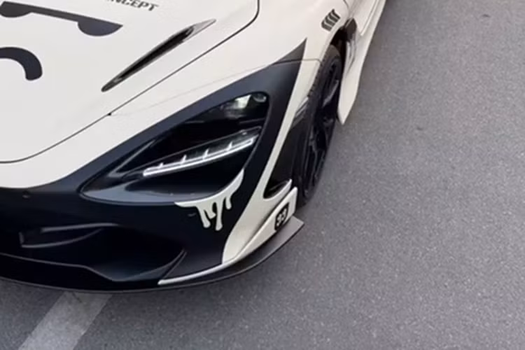 Siêu xe McLaren 720S độ TopCar Design vẫn được trang bị "trái tim" V8, tăng áp kép, dung tích 4.0 lít, sản sinh ra công suất tối đa lên đến 710 mã lực và mô-men xoắn cực đại 770 Nm tại vòng tua máy 5.500 vòng/phút.