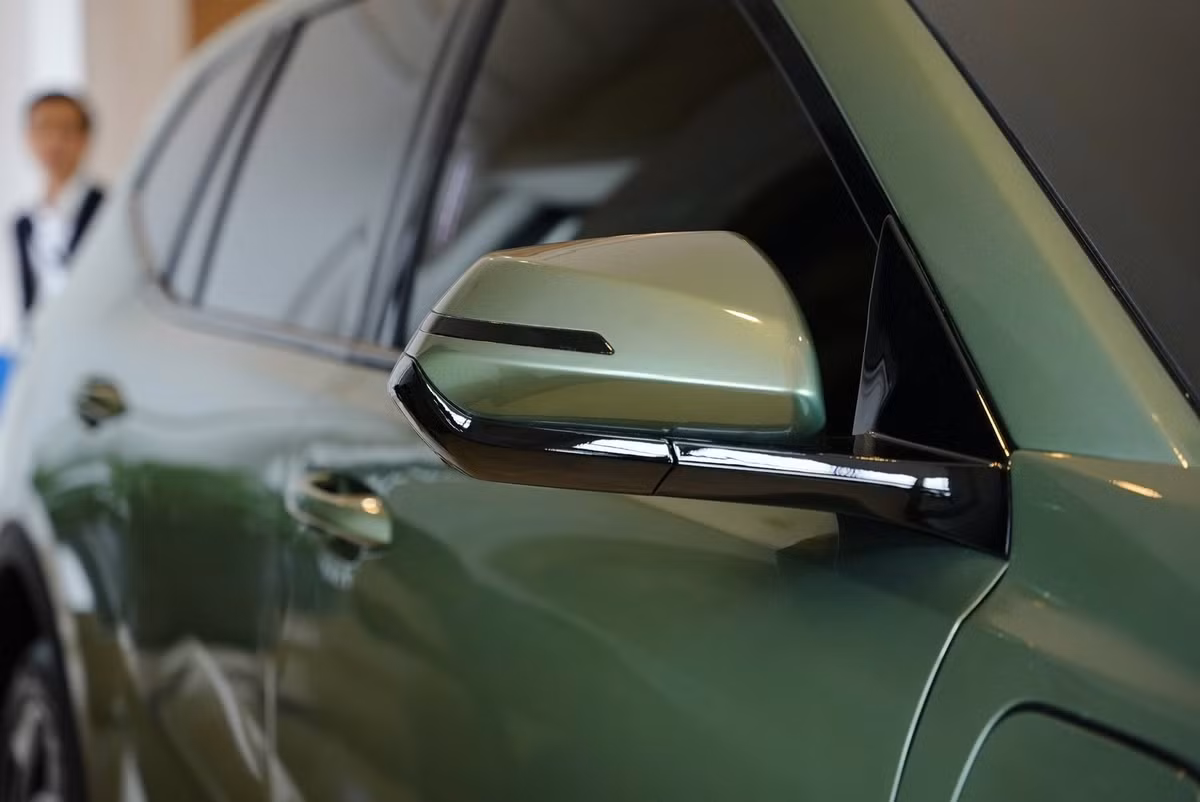 Xe đã nhận đặt cọc tháng 3/2025, dự kiến những lô xe đầu tiên bàn giao tới tay khách hàng sẽ rơi vào thời điểm quý 3 năm 2025.