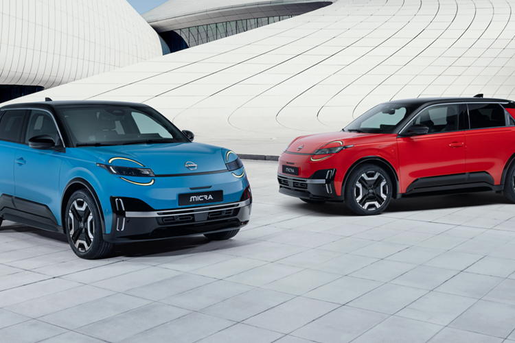 Như đã đưa tin trước đó, Micra là mẫu xe thuộc phân khúc CUV-B được xây dựng trên nền tảng CMF-B EV (hiện được gọi là AmpR Small), tương tự như Renault 5 E-Tech. Do đó, hệ truyền động của 2 xe này cũng chia sẻ với nhau. Cụ thể là động cơ 122 mã lực và mô-men xoắn 225 Nm đi cùng bộ pin 40 kWh.