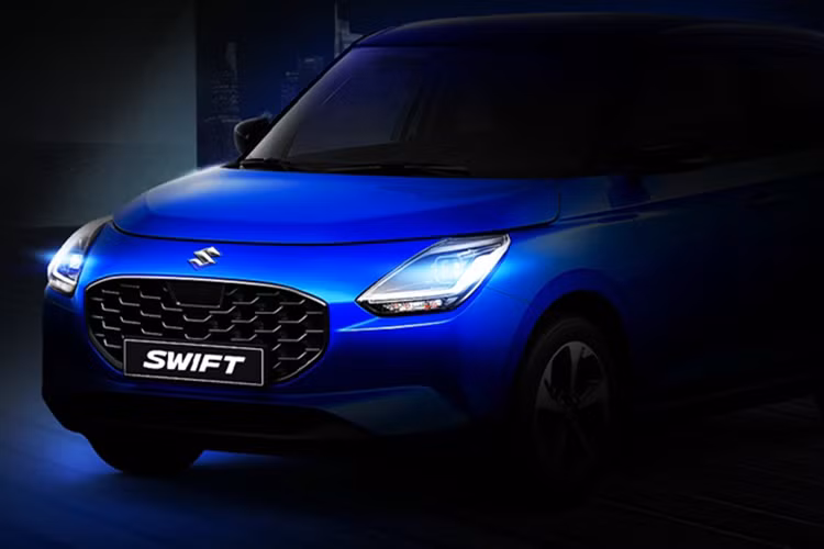 Trang bị của Suzuki Swift 2025 tại Việt Nam vẫn còn là bí ẩn. Trong khi đó, ở thị trường nước ngoài, xe sở hữu ghế bọc nỉ, vô lăng 3 chấu tích hợp phím chức năng, bảng đồng hồ analog với màn hình đa thông tin 4,2 inch, màn hình cảm ứng trung tâm 9 inch, điều hòa tự động 1 vùng, màn hình hiển thị thông tin kính lái HUD, phanh tay điện tử, tự động giữ phanh tạm thời và cổng USB.