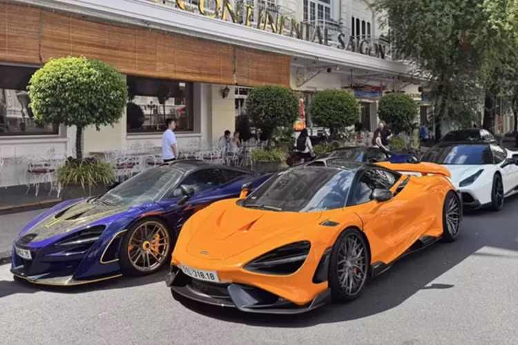 Nguyên bản, siêu xe mui trần McLaren 650S Spider được trang bị động cơ V8, tăng áp kép, dung tích 3.8 lít, sản sinh công suất tối đa 641 mã lực tại vòng tua máy 7.250 vòng/phút và mô-men xoắn cực đại 678 Nm tại vòng tua máy 6.000 vòng/phút.