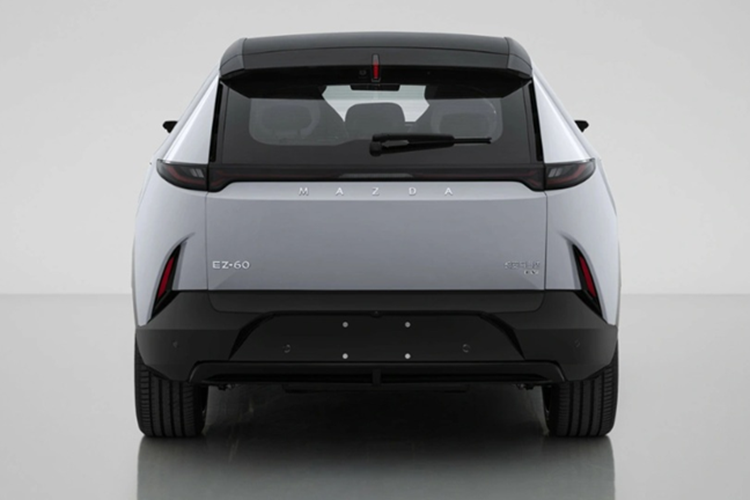 Mazda EZ-60 bản thuần điện được trang bị mô-tơ điện công suất 255 mã lực, cho phép xe đạt vận tốc tối đa 185 km/h. Xe sử dụng loại pin LFP (Lithium Iron Phosphate), vốn được đánh giá cao về độ bền và chi phí sản xuất hợp lý.