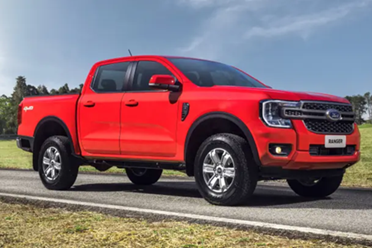 Ở lần “lên đời” này, mẫu xe bán tải Ford Ranger thế hệ mới còn được nâng cấp công nghệ lái xe bán tự động BlueCruise, cho phép tài xế rảnh tay trong một số điều kiện nhất định.